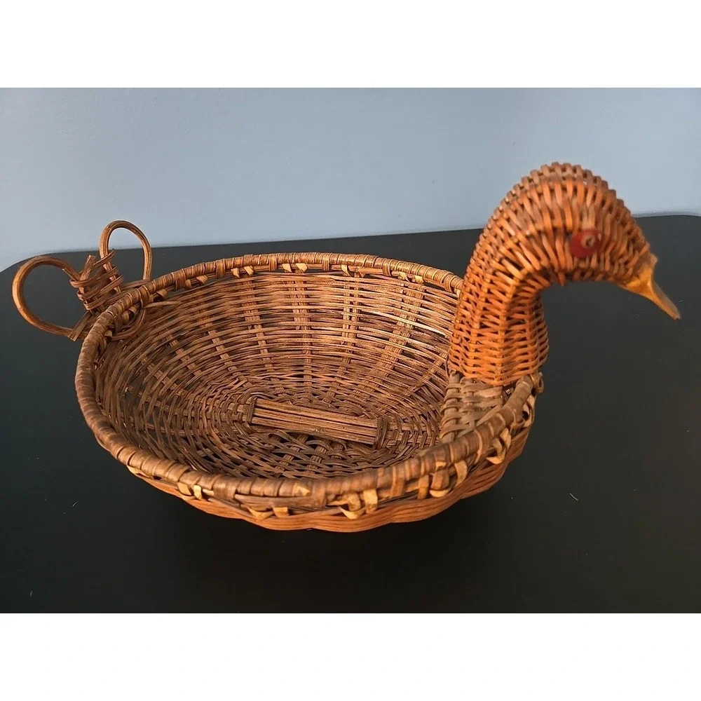 Vintage Wicker Duck Basket Woven Rattan Wood‎ Beak Farmhouse Country Animal Boho
